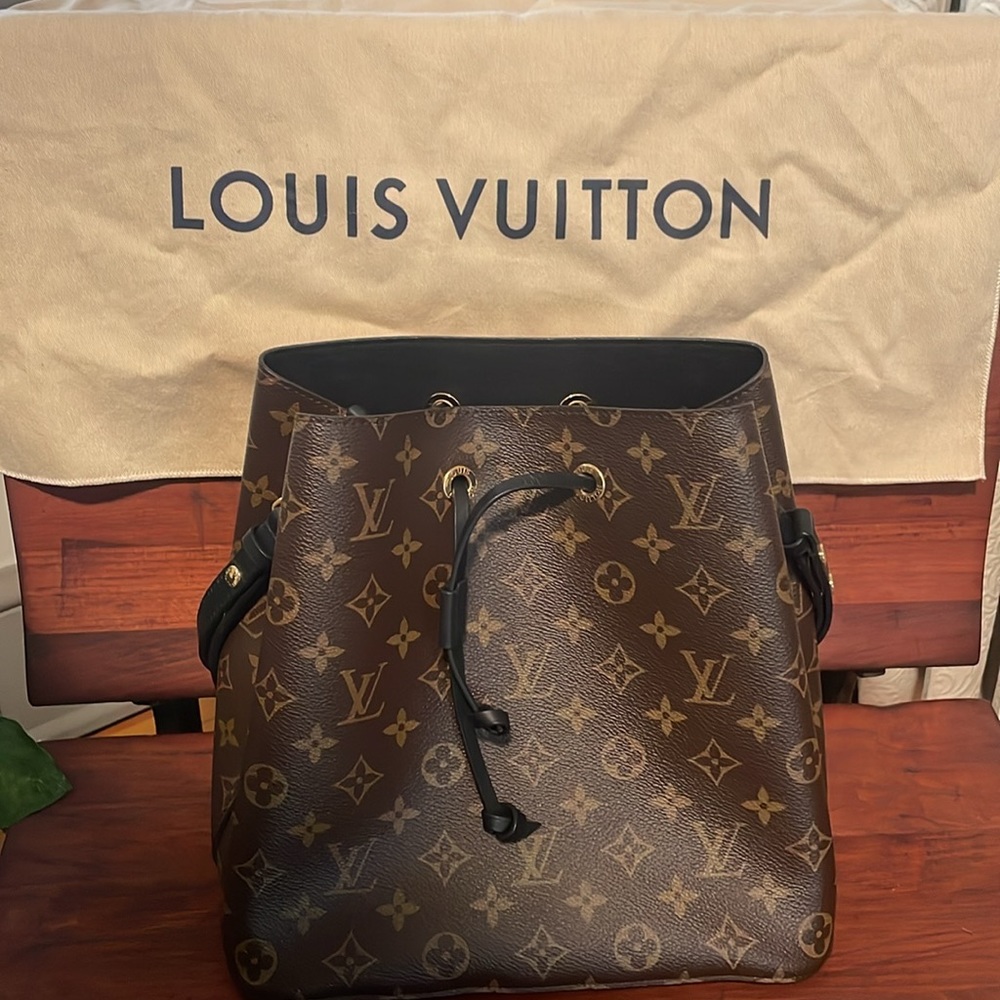 Louis Vuitton Neo Noe